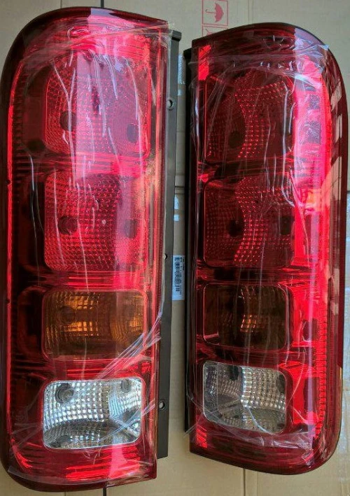 ĐÈN HẬU 4 BÓNG UNIVER, ĐÈN LÁI 4 BÓNG UNIVER, XE KHÁCH TB120S, HB120S