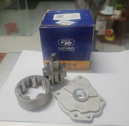 X10035623,  X1913007 - BƠM NHỚT  XE THACO FRONTIER  TF2800